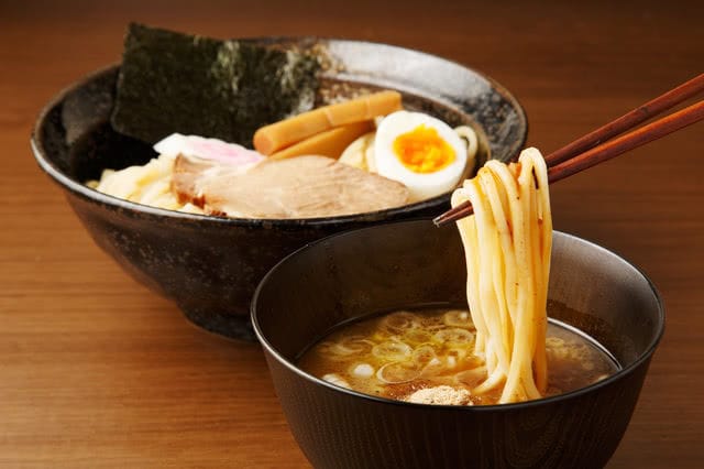 Which ramen shop at Tokyo Station's Ramen Street is the best?